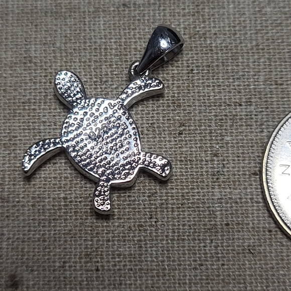 Lot of 2 Pink Opal Pendants ~ Turtle & Octapus - Picture 4 of 7